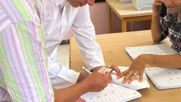 النائب عمرو درويش،