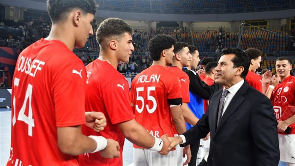 وزير الرياضة 