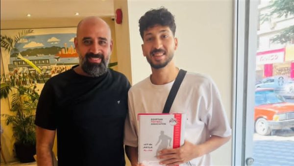 فريد مع معتمد