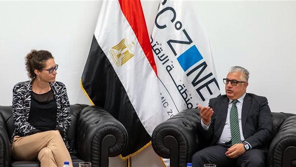 رئيس اقتصادية قناة