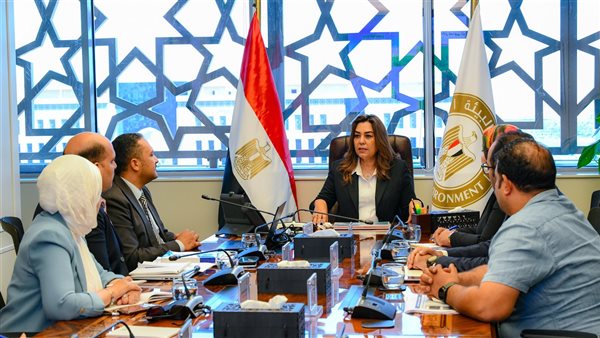 الدكتورة منال عوض