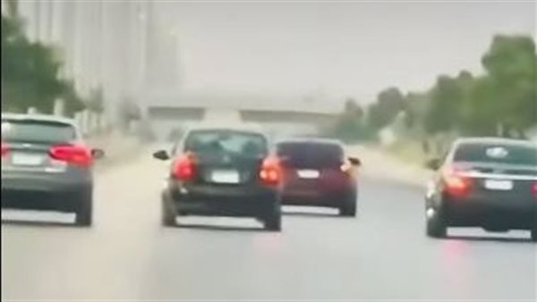 مطاردة طريق الواحات