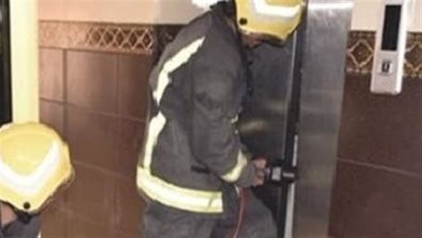 انقاذ شخص من مصعد