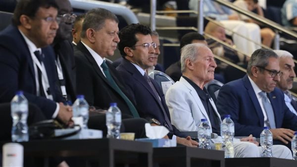 وزير الشباب والرياضة