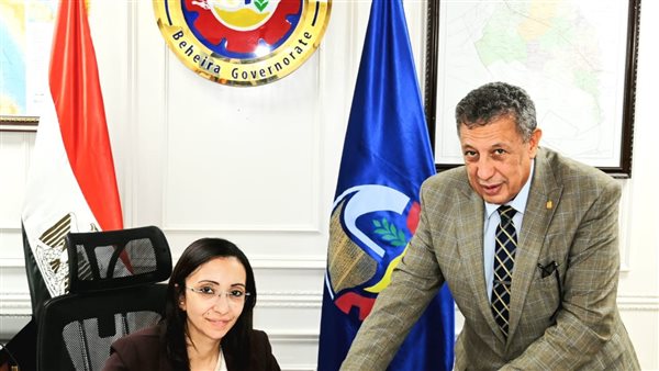 محافظ البحيرة