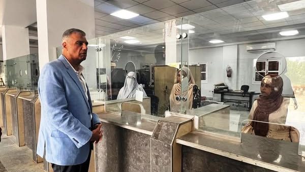 محافظ اسوان بالمركز