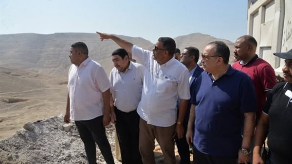 محافظ أسيوط