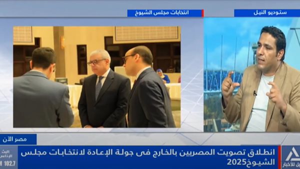 الكاتب الصحفي محمود