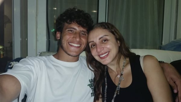 أنغام وابنها