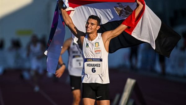 معتز وائل لاعب الخماسي