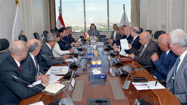 وزير التموين يتابع