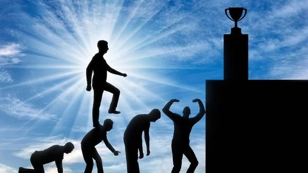 صورة تعبيرية عن النرجسية