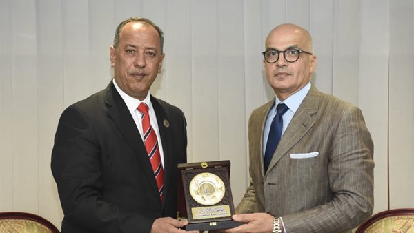 رئيسا جامعة عين شمس