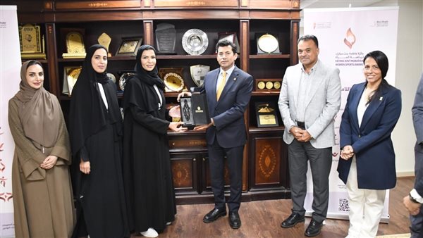 وزير الشباب والرياضة