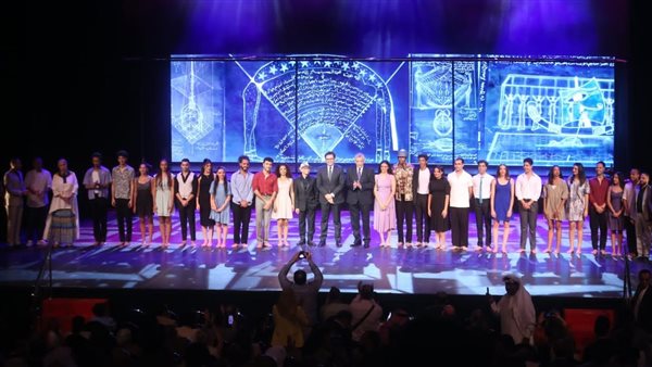 افتتاح الدورة 32