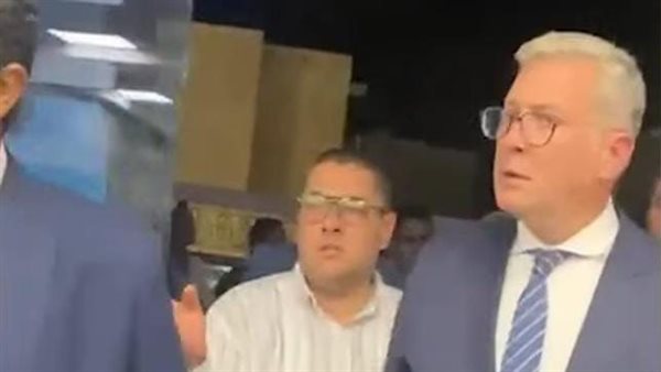 وزير البترول 