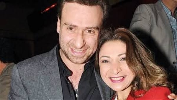 نضال الشافعي وزوجته