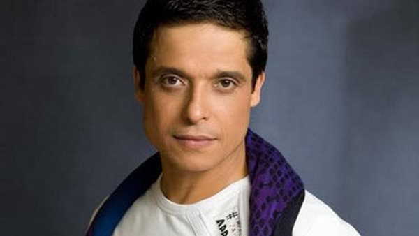 الفنان عامر منيب