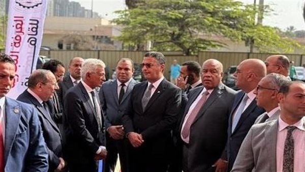 وزير التموين