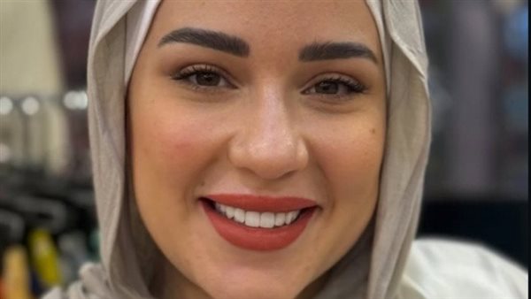 أسما شريف منير 