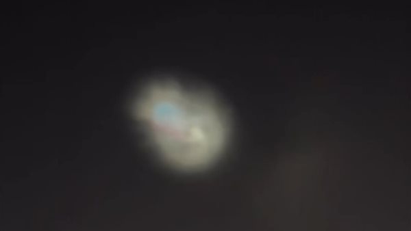 من مقطع الفيديو 