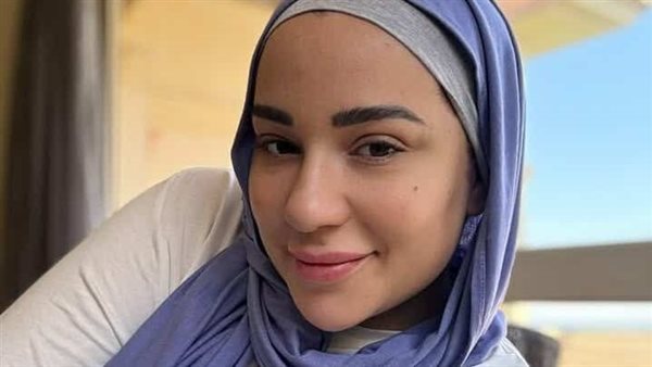 أسما شريف منير 