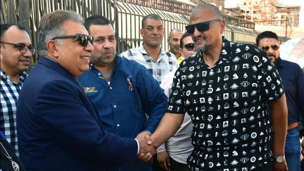 فاضل مع المحافظ