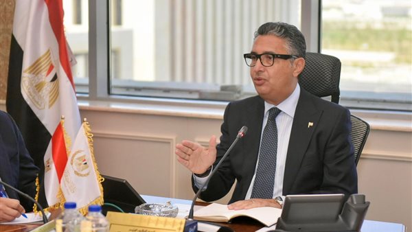 وزير التموين 