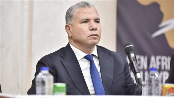 حسن عابد الطائرة