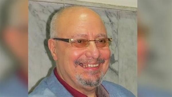 الكاتب الصحفى سليمان