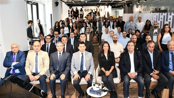 وزير الشباب والرياضة