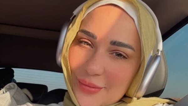 أسما شريف منير 