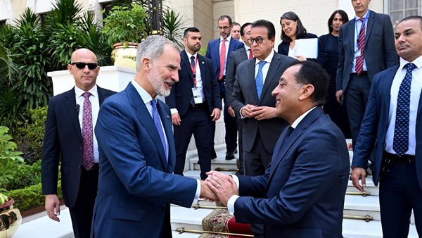 رئيس الوزراء وملك