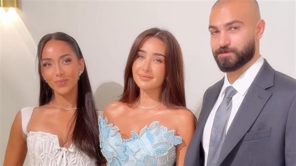 هنا الزاهد وشقيقتها