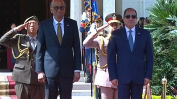 السيسي خلال استقباله