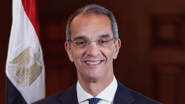 وزير الاتصالات وتكنولوجيا