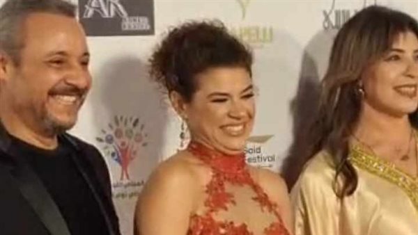 منى هلا في مهرجان