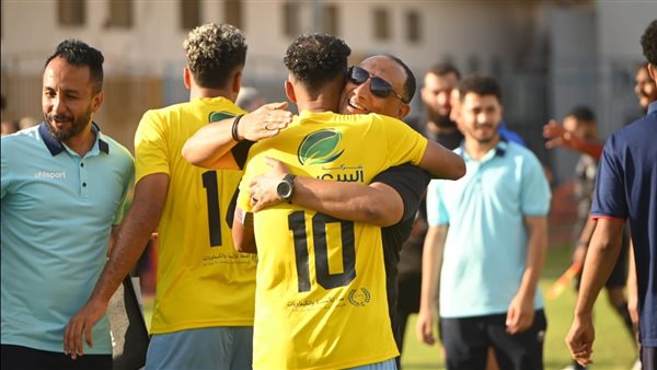 المزين مع لاعبي المالية