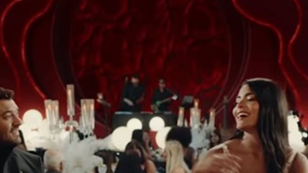 فيلم السلم والتعبان