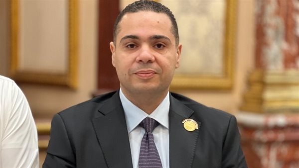 النائب عادل مأمون