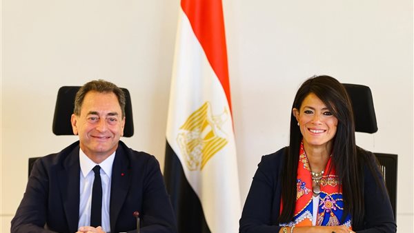 وزيرة التخطيط 