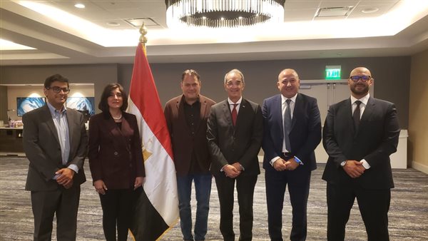 جانب من لقاءات وزير