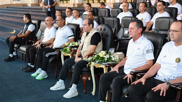 جانب من زيارة الرئيس