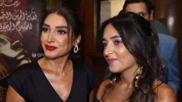 روجينا وابنتها