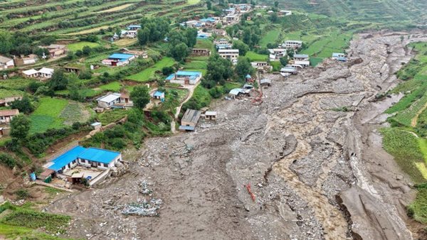 أثار الزلزال 