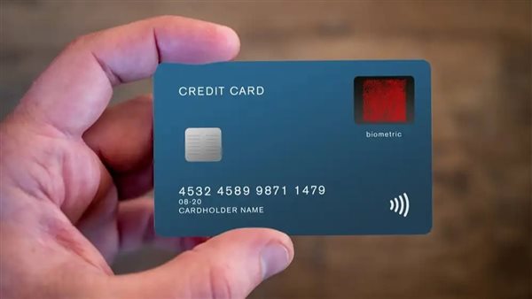 بطاقة الائتمان 