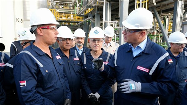 جانب من متابعة وزير