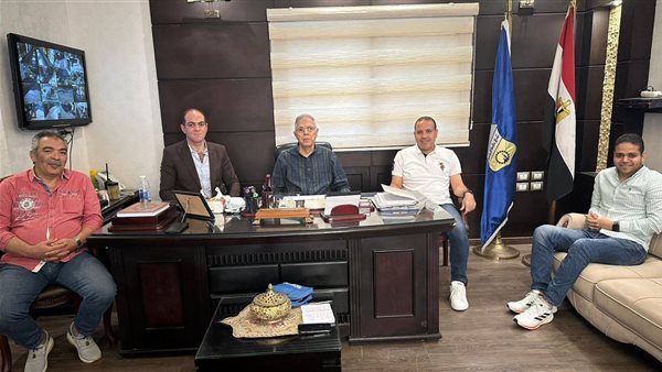 عقيلة مع مسؤلي طنطا