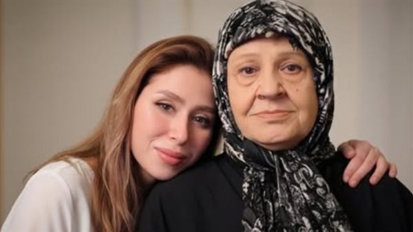 إيناس عز الدين 