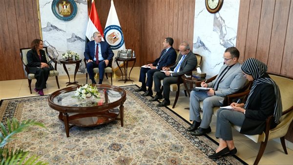 وزير البترول 